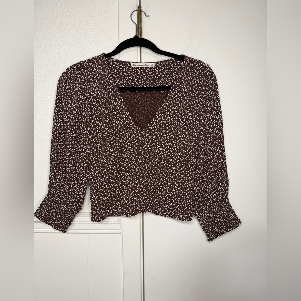 Abercrombie & Fitch Brown Floral Print V-Neck Blouse